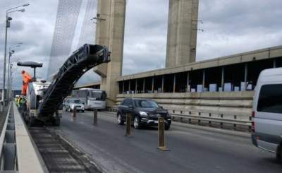 В Киеве ограничат движение по Южному мосту