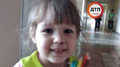 В Киеве ищут родителей потерявшейся трехлетней девочки