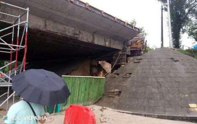 Стало известно, когда откроют путепровод в Подольском районе Киева