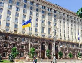 В Киеве выделили крупную сумму на повышение зарплаты учителям