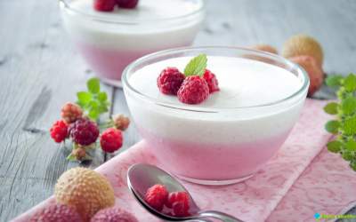Диетологи рассказали, действительно ли йогурт способствует похудению